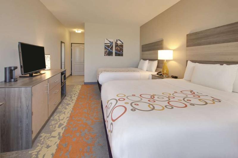 La Quinta By Wyndham Andrews Hotel Buitenkant foto